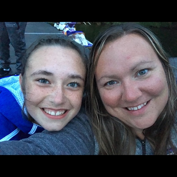 Meet your Posher, Lyndsey - Picture 1 of 1